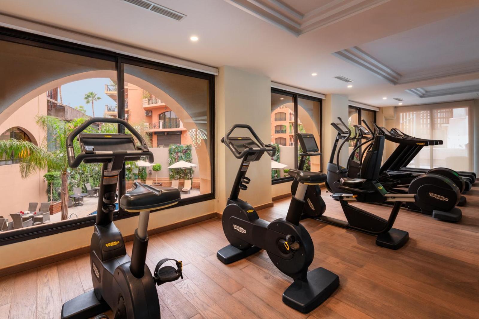 Hivernage Hotel & Spa Marrakesh Bagian luar foto The gym at the hotel