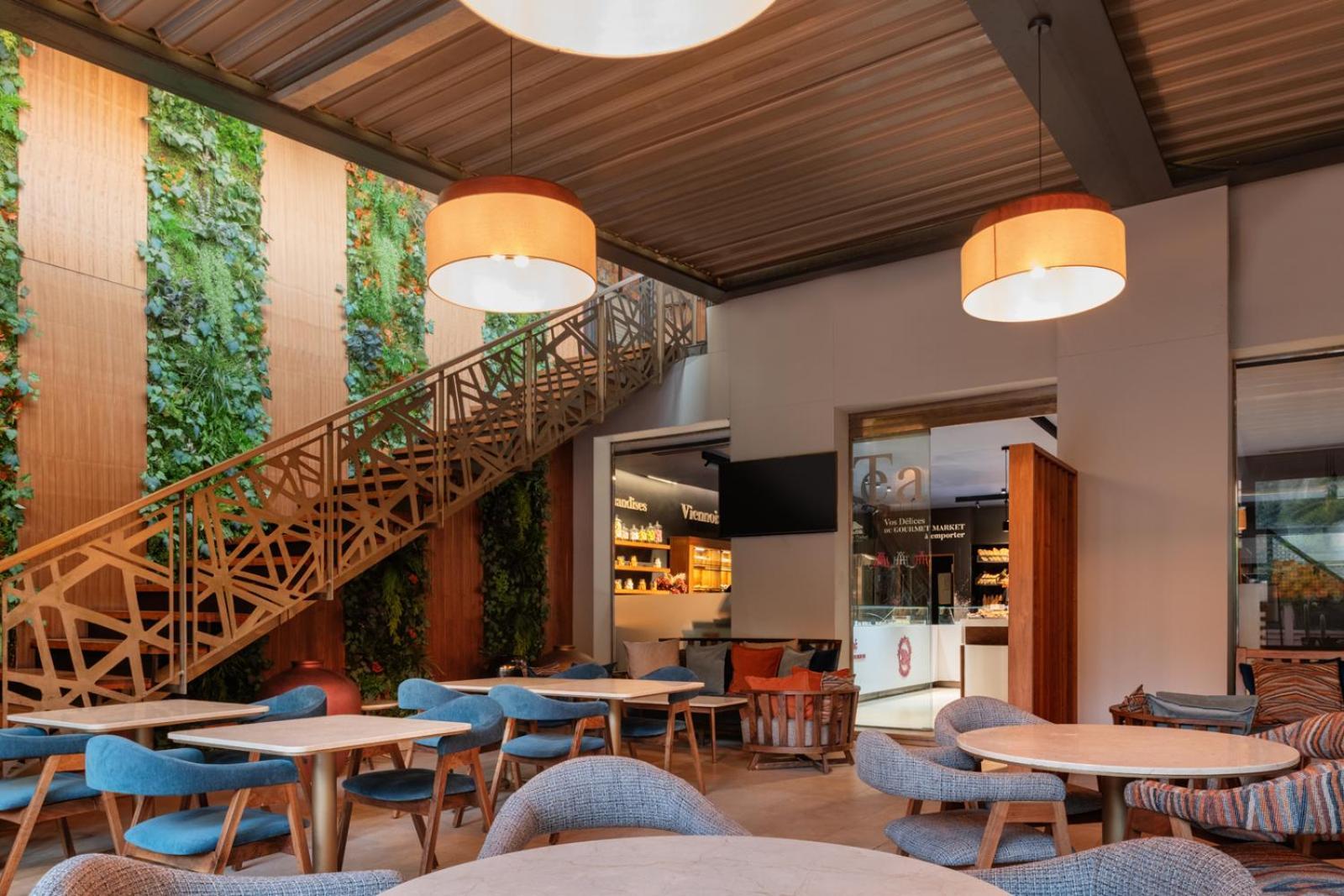 Hivernage Hotel & Spa Marrakesh Bagian luar foto The interior of the restaurant