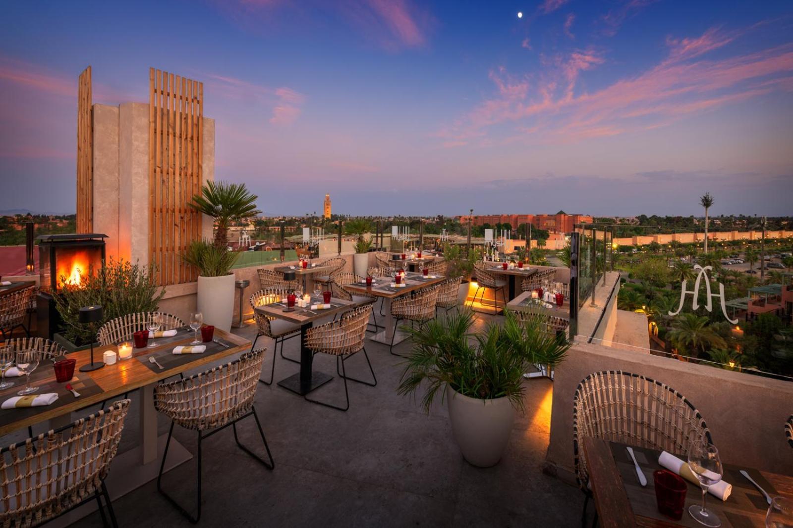 Hivernage Hotel & Spa Marrakesh Bagian luar foto The view from the rooftop of the hotel