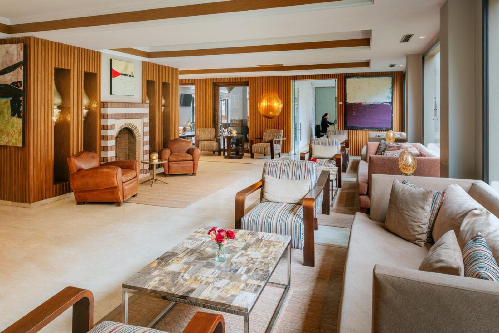 Hivernage Hotel & Spa Marrakesh Bagian luar foto The lounge at the airport